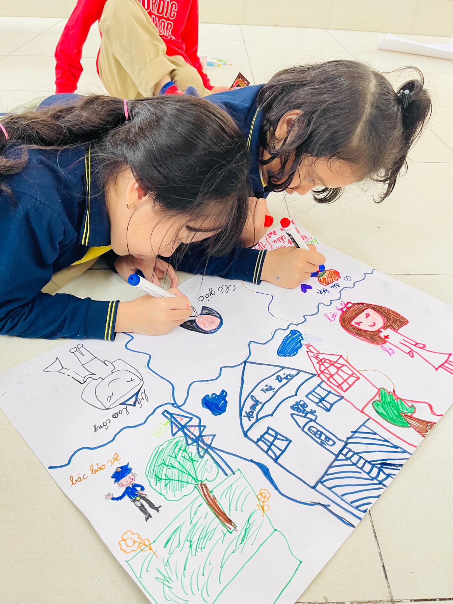TRẢI NGHIỆM TIẾT HỌC SOCIAL STUDIES CÙNG LỚP 1D1